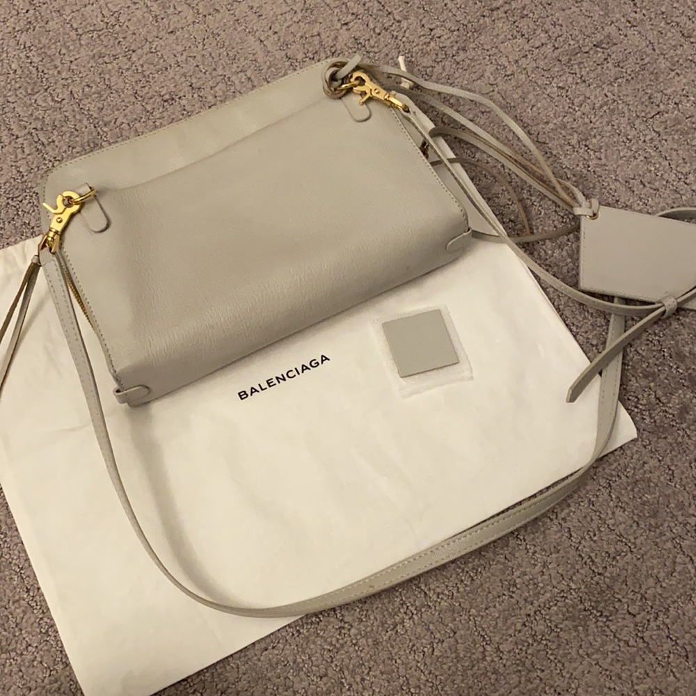 Balenciaga crossbody bag - Picture 3 of 10